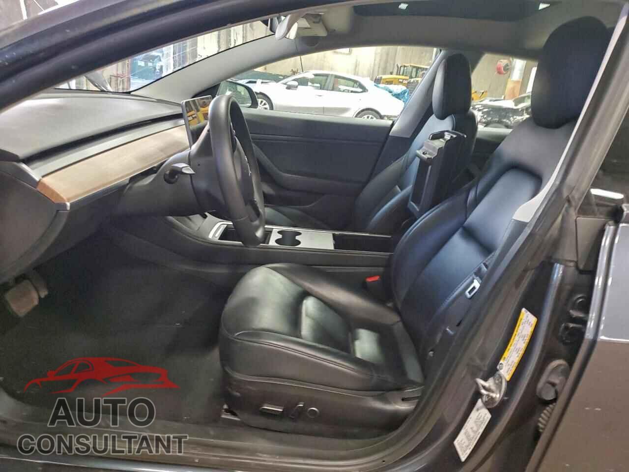 TESLA MODEL 3 2021 - 5YJ3E1EB3MF874669