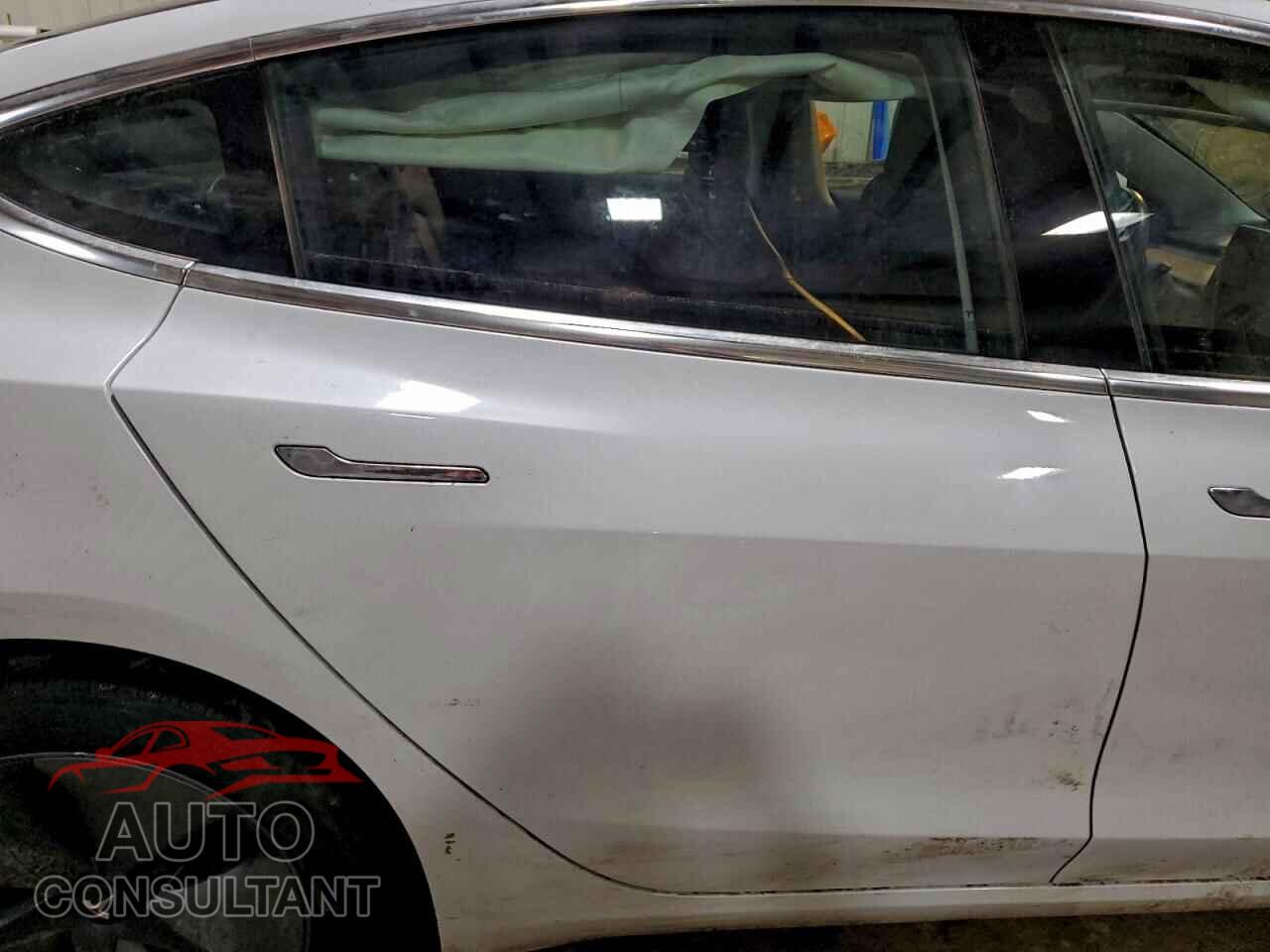 TESLA MODEL 3 2018 - 5YJ3E1EB0JF073886