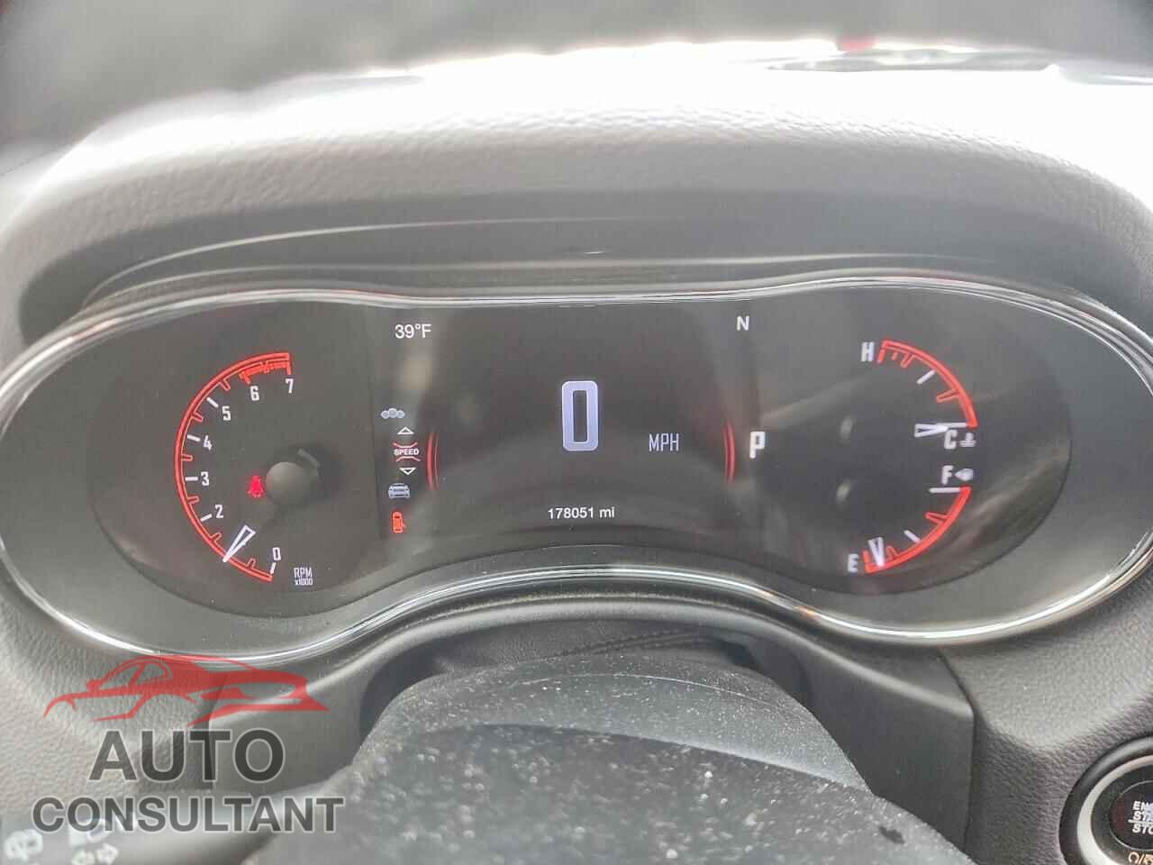 DODGE DURANGO 2017 - 1C4SDJCT1HC748744
