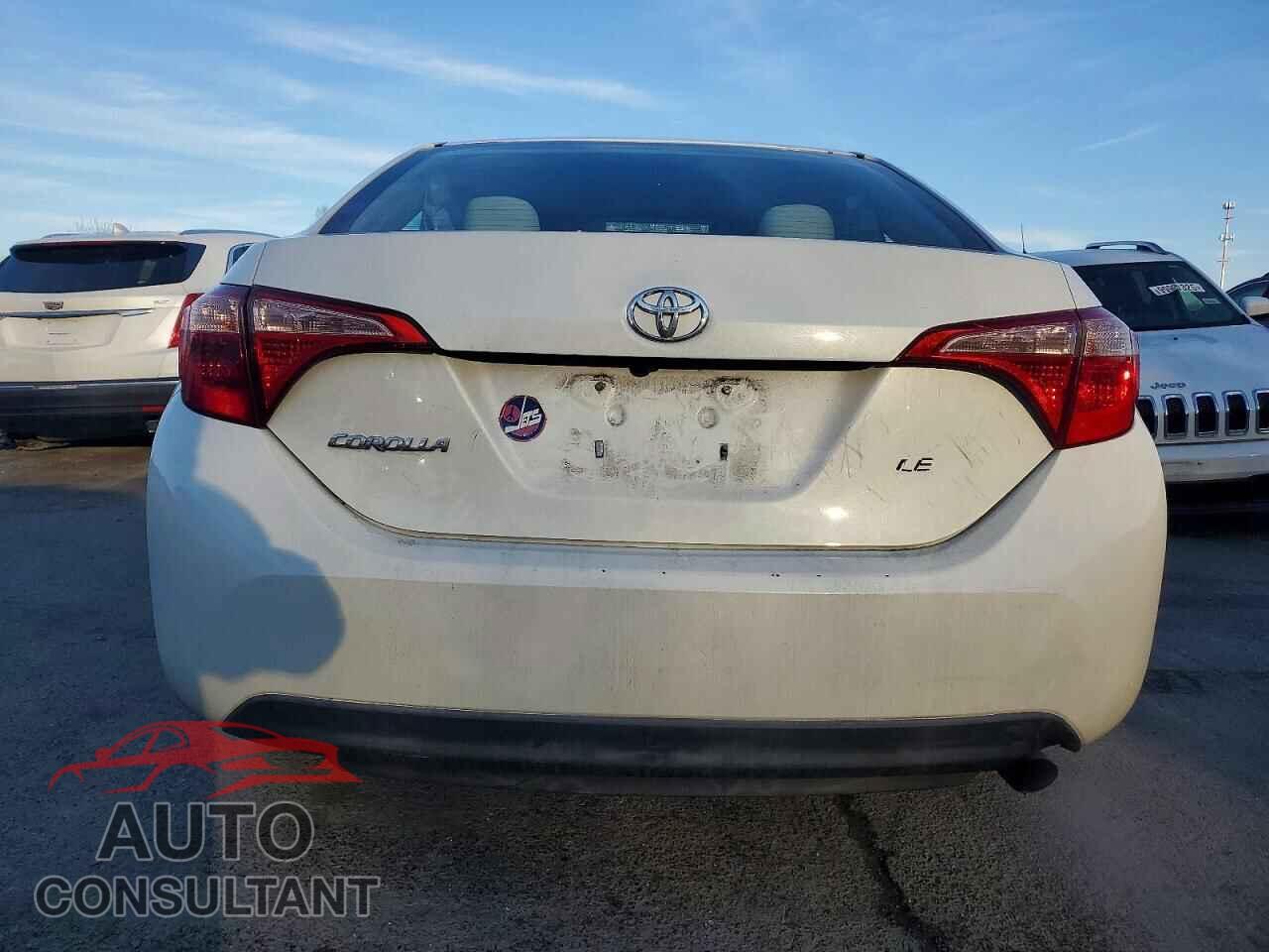 TOYOTA COROLLA 2017 - 5YFBURHE2HP606497