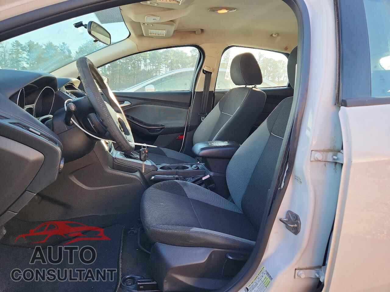 FORD FOCUS 2013 - 1FADP3K25DL338775