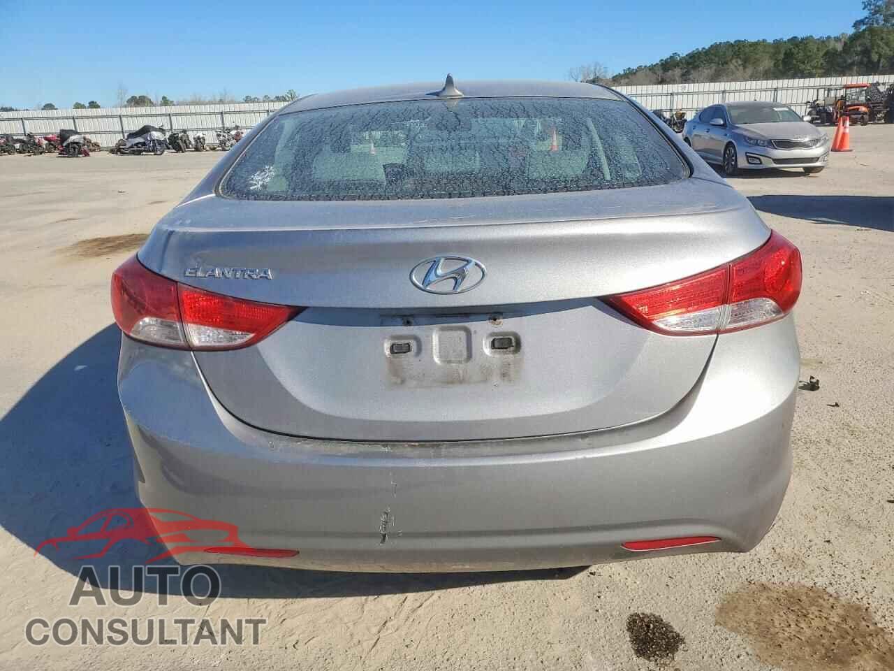 HYUNDAI ELANTRA 2013 - KMHDH4AEXDU777632
