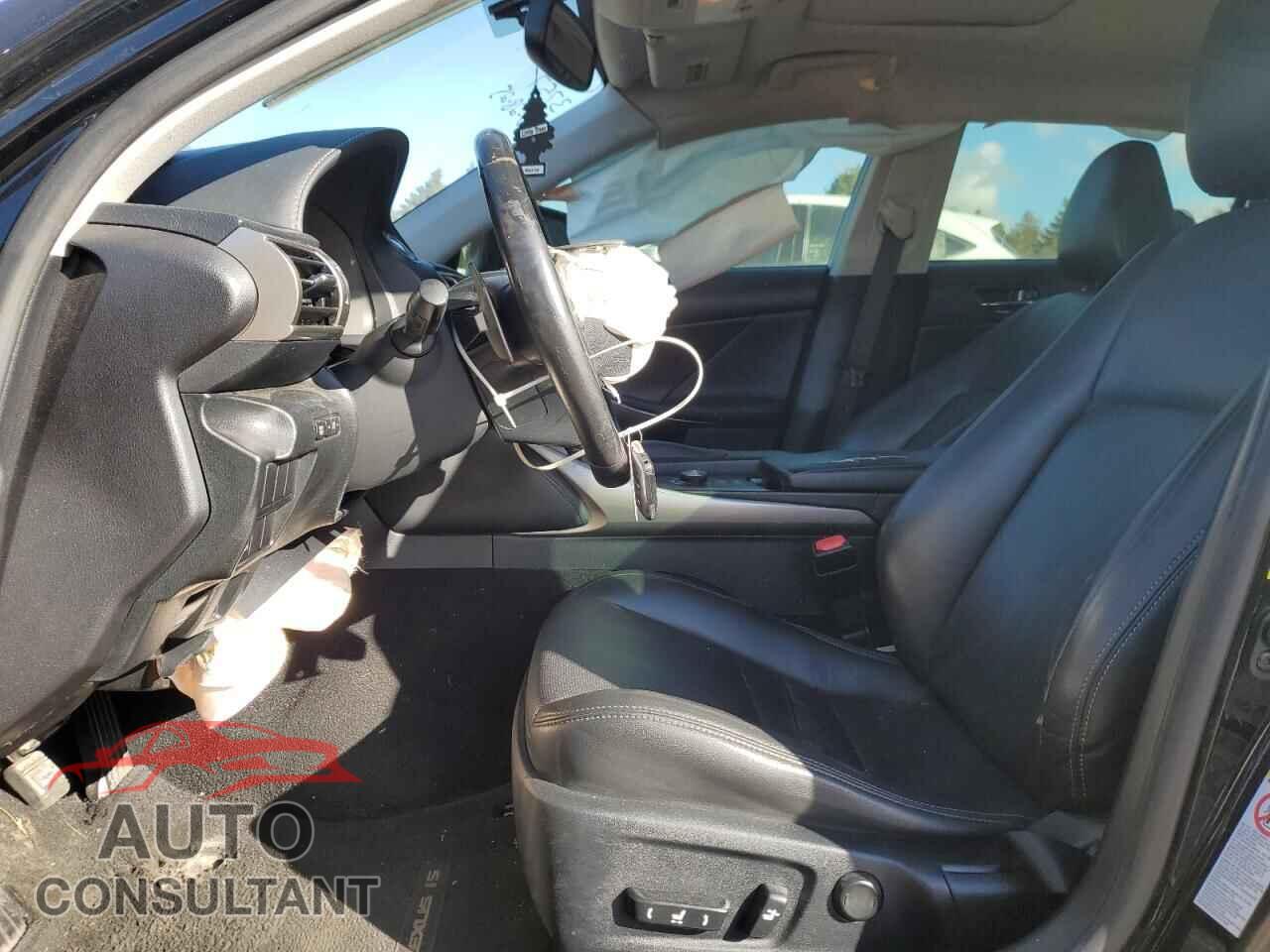LEXUS IS 2015 - JTHCF1D28F5022867