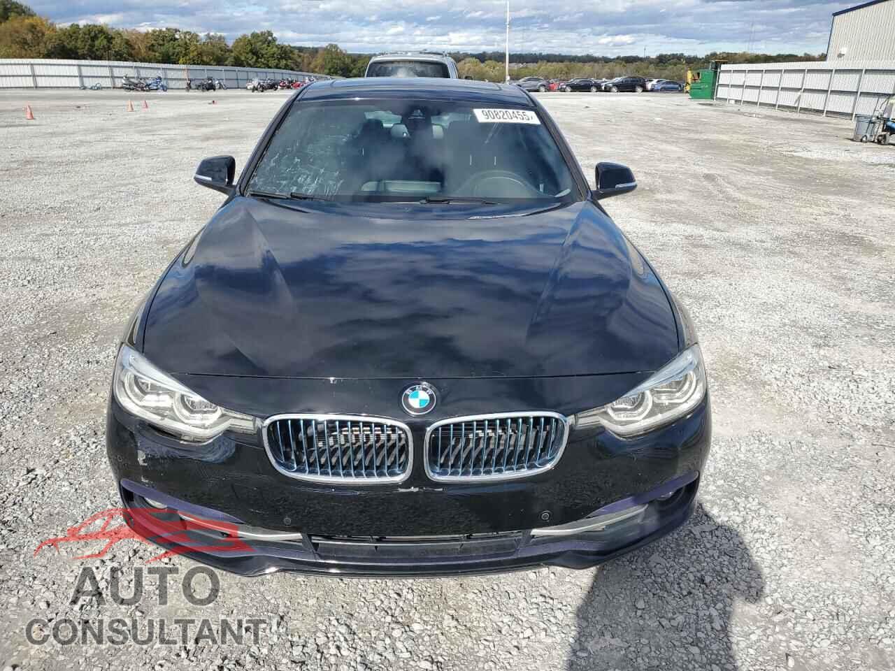 BMW 3 SERIES 2018 - WBA8E1C56JA178344