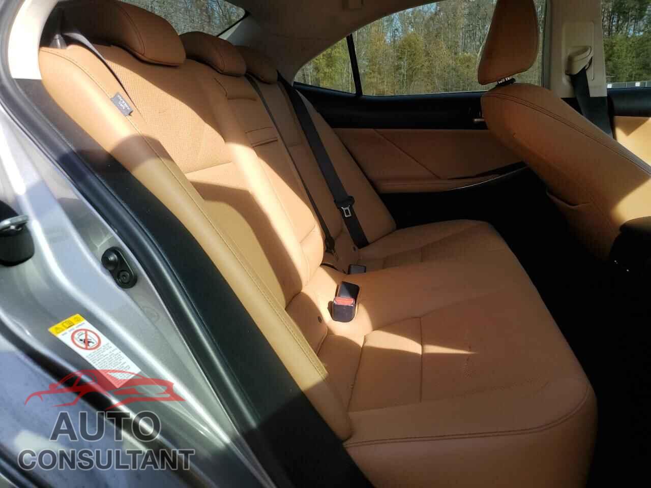LEXUS IS 2017 - JTHCM1D23H5015379