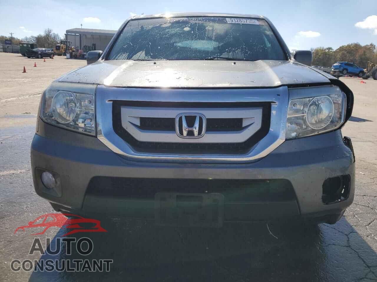 HONDA PILOT 2011 - 5FNYF4H5XBB070330