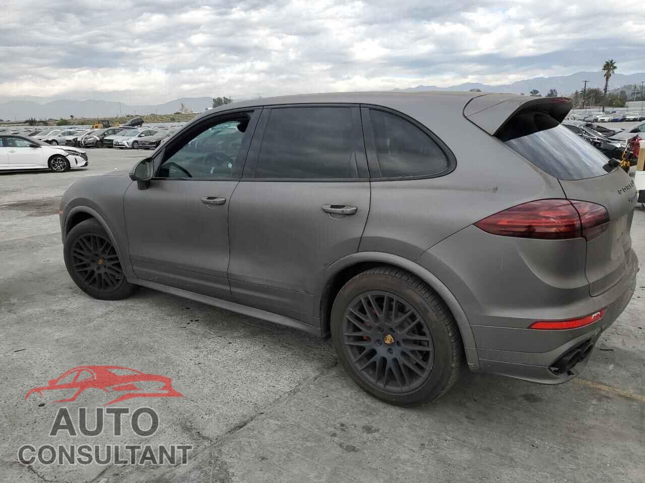 PORSCHE CAYENNE 2018 - WP1AD2A28JLA81042
