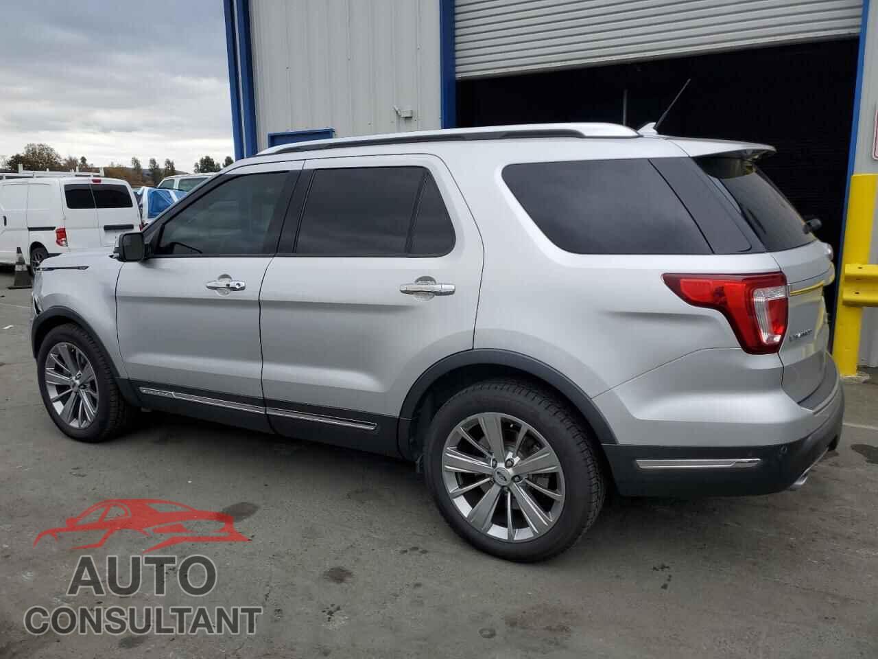 FORD EXPLORER 2018 - 1FM5K7F89JGA85592