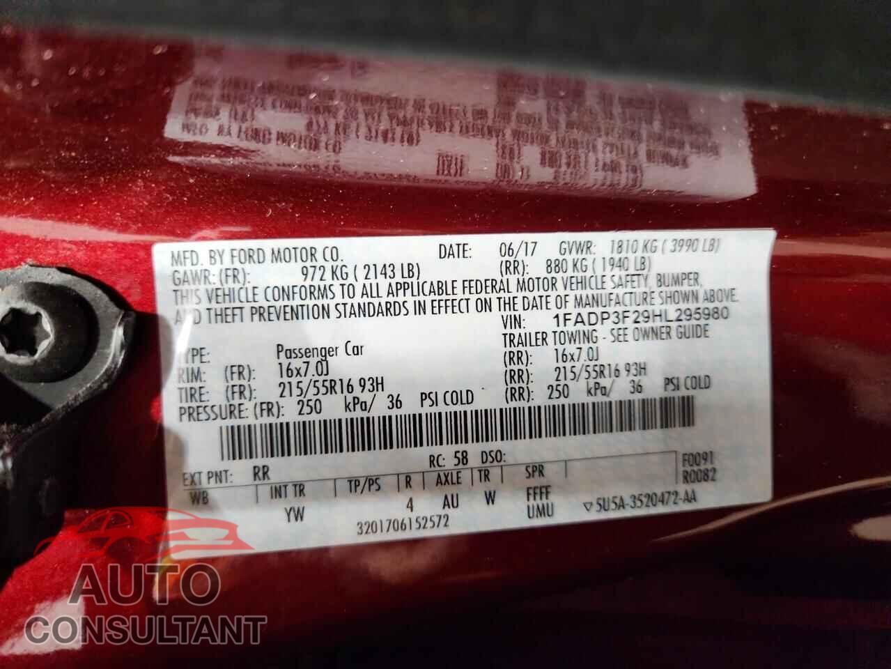 FORD FOCUS 2017 - 1FADP3F29HL295980