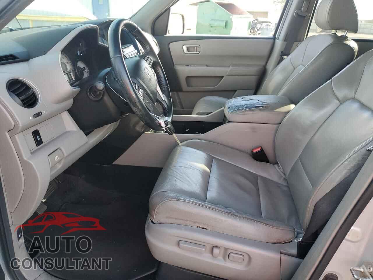HONDA PILOT 2012 - 5FNYF4H58CB049297