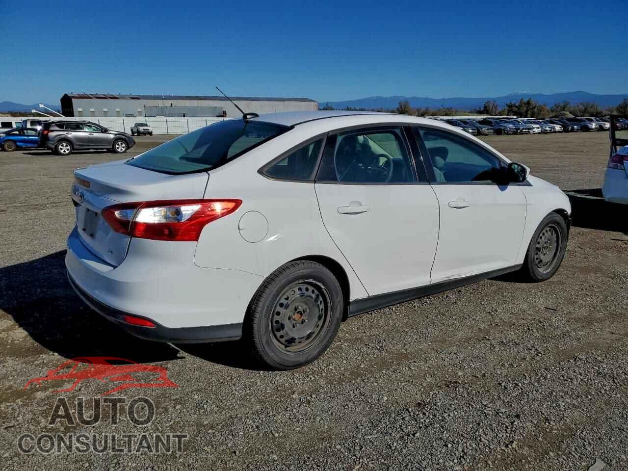 FORD FOCUS 2012 - 1FAHP3F2XCL274162