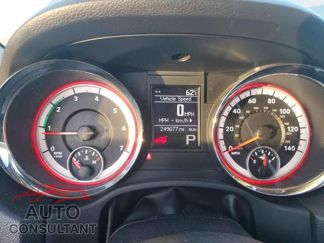 DODGE DURANGO 2013 - 1C4SDHCT5DC669712
