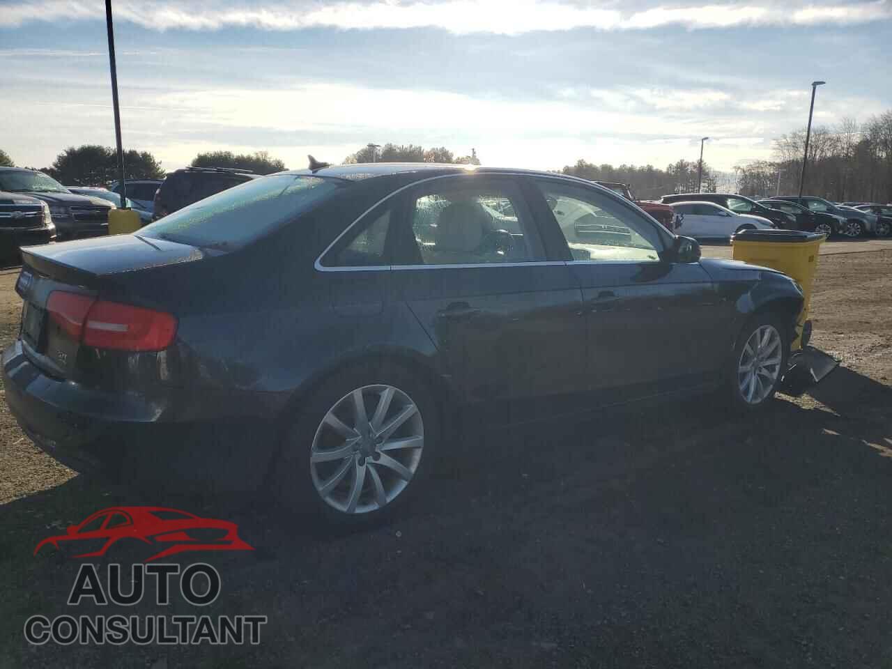 AUDI A4 2013 - WAUFFAFL8DN043684