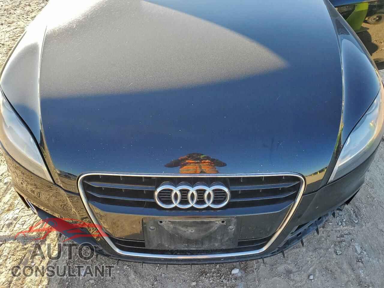 AUDI TT 2011 - TRUBFAFK7B1026717