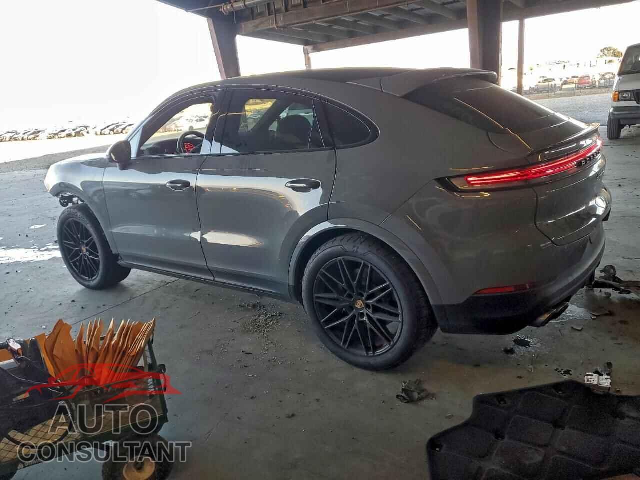 PORSCHE CAYENNE 2024 - WP1BA2AY7RDA50226