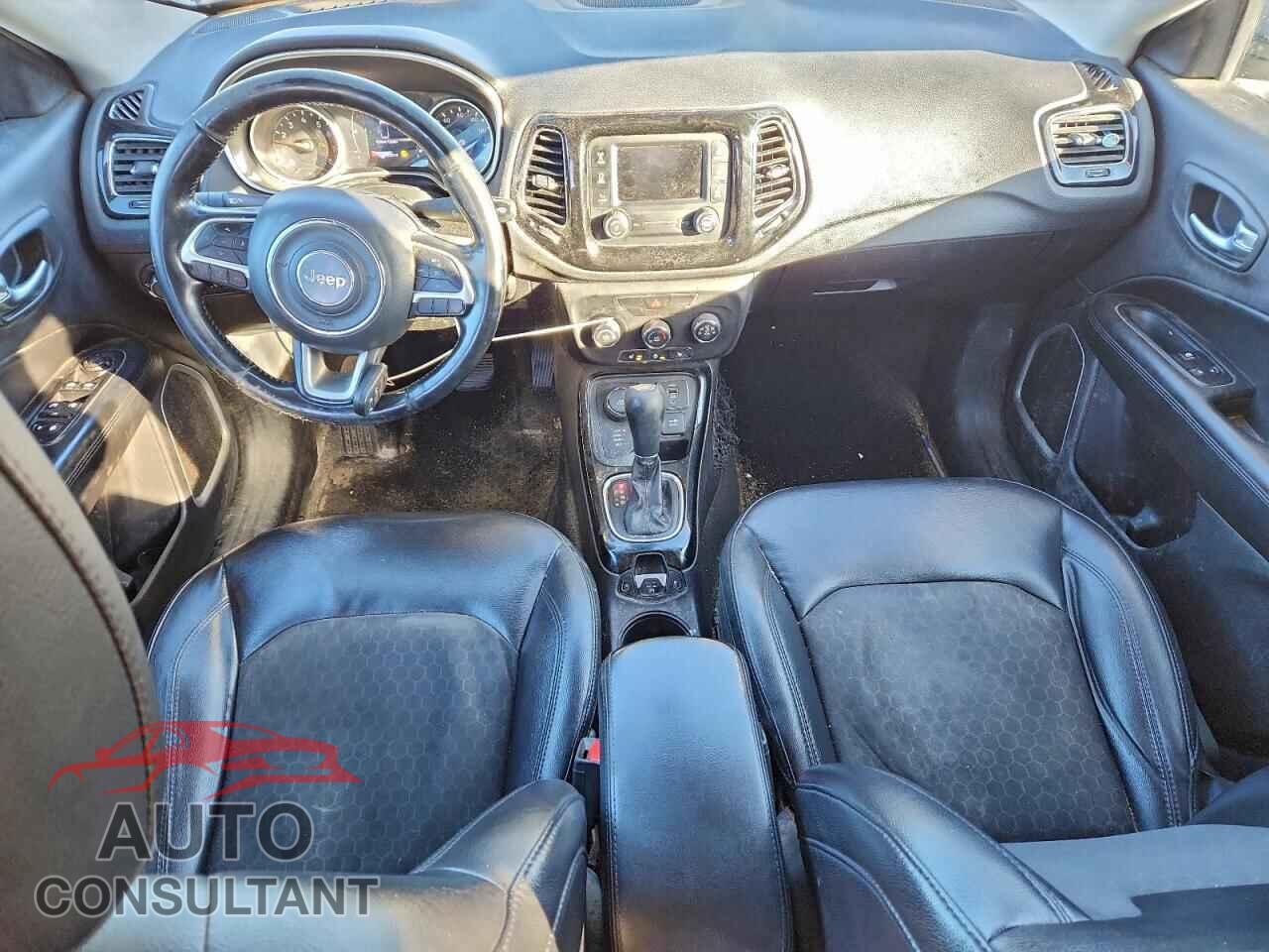 JEEP COMPASS 2018 - 3C4NJDBB0JT457985