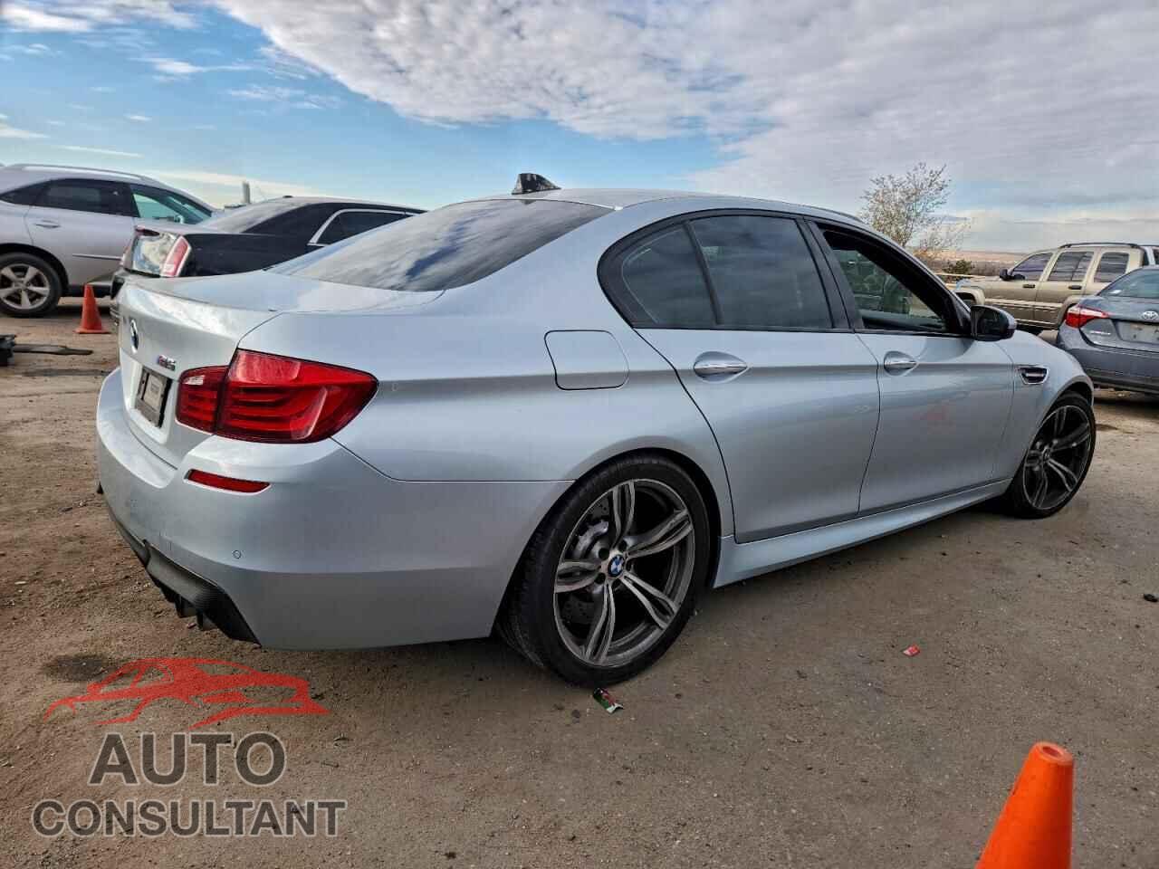 BMW M5 2013 - WBSFV9C55DD096674