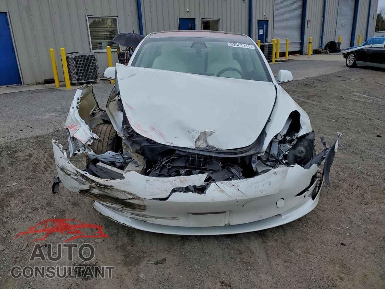 TESLA MODEL 3 2019 - 5YJ3E1EA2KF302044