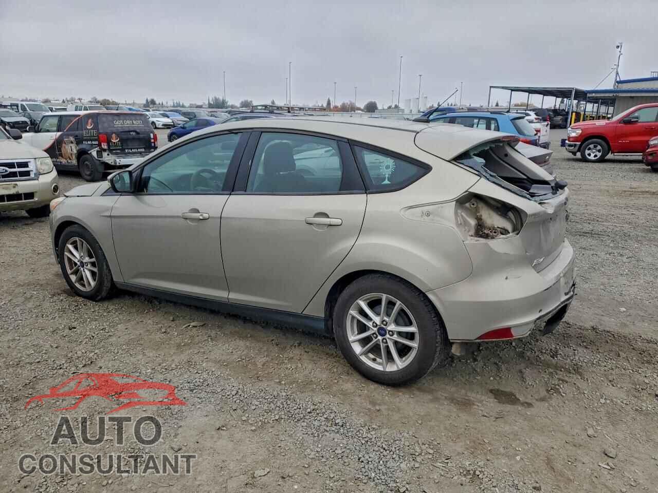 FORD FOCUS 2015 - 1FADP3K22FL201814