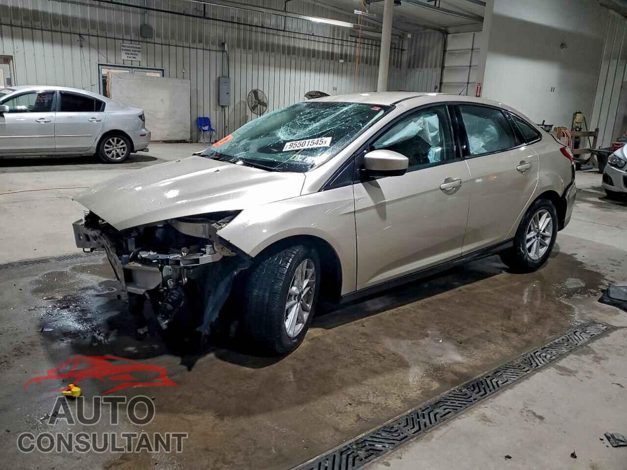 FORD FOCUS 2018 - 1FADP3FE2JL256745