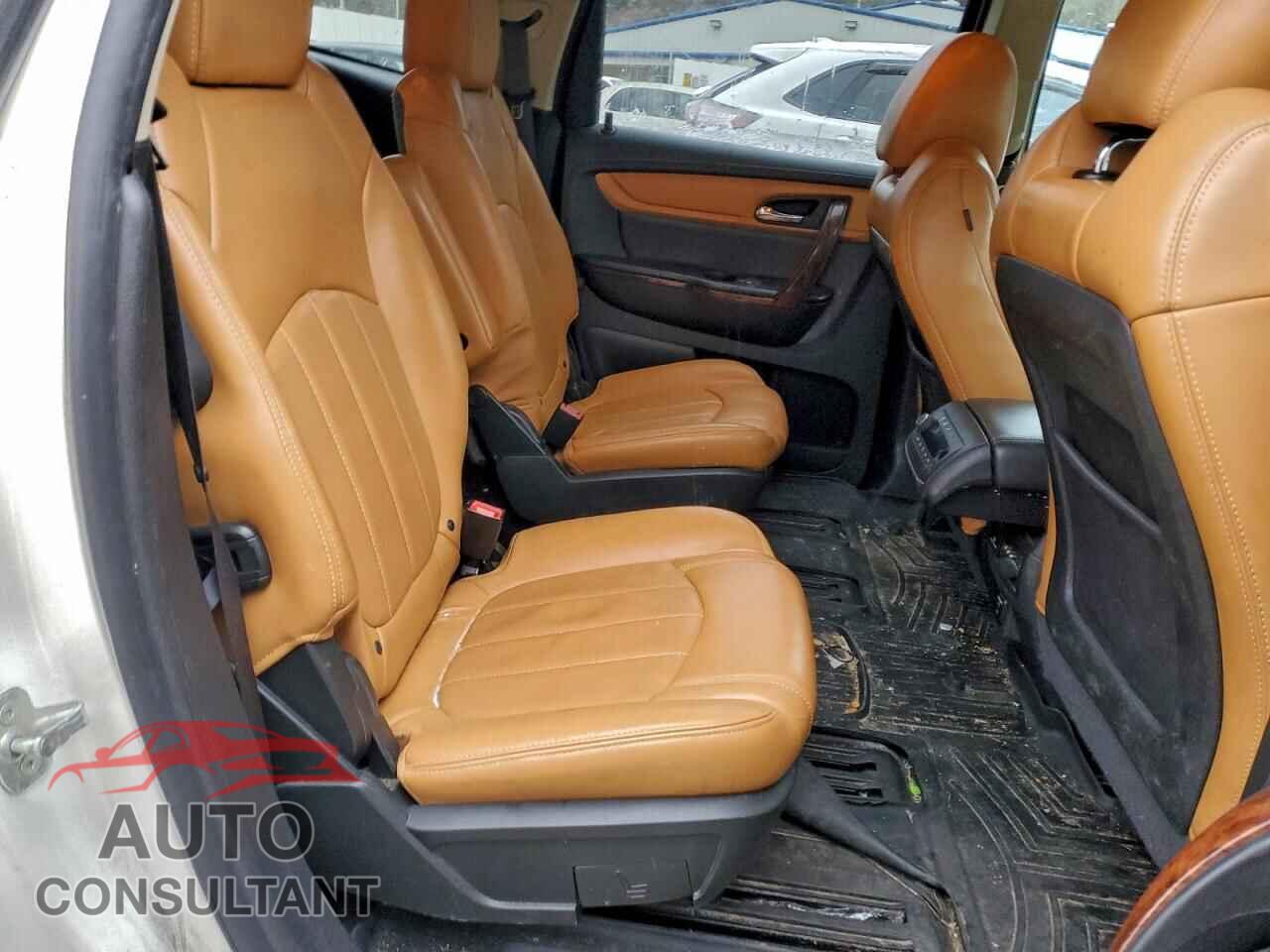 CHEVROLET TRAVERSE 2014 - 1GNKVJKD8EJ174018