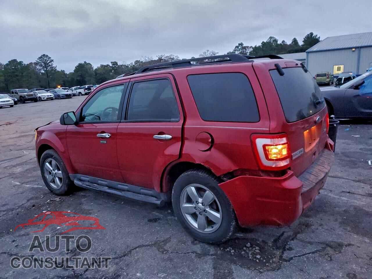 FORD ESCAPE 2010 - 1FMCU0DG2AKA70528