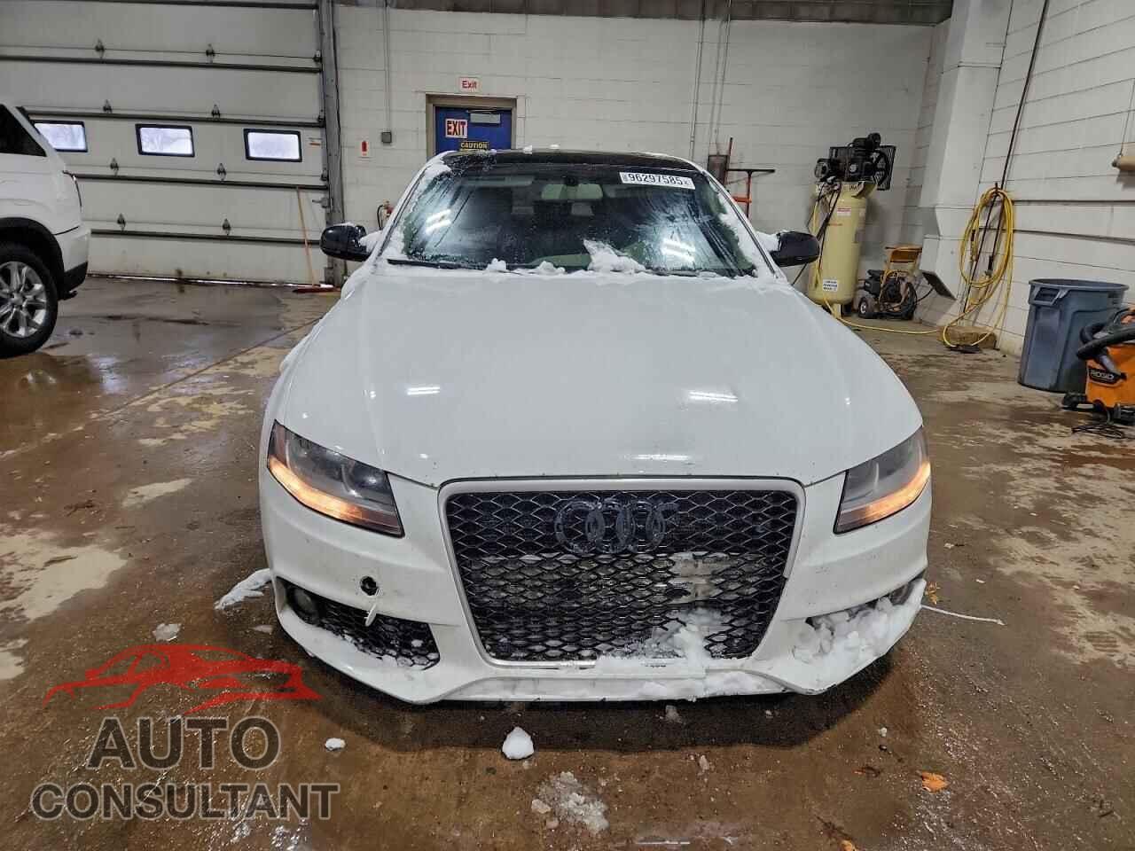 AUDI A4 2012 - WAUBFAFL2CN012654