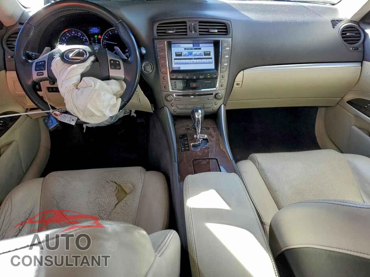 LEXUS IS 2012 - JTHBF5C24C5161703