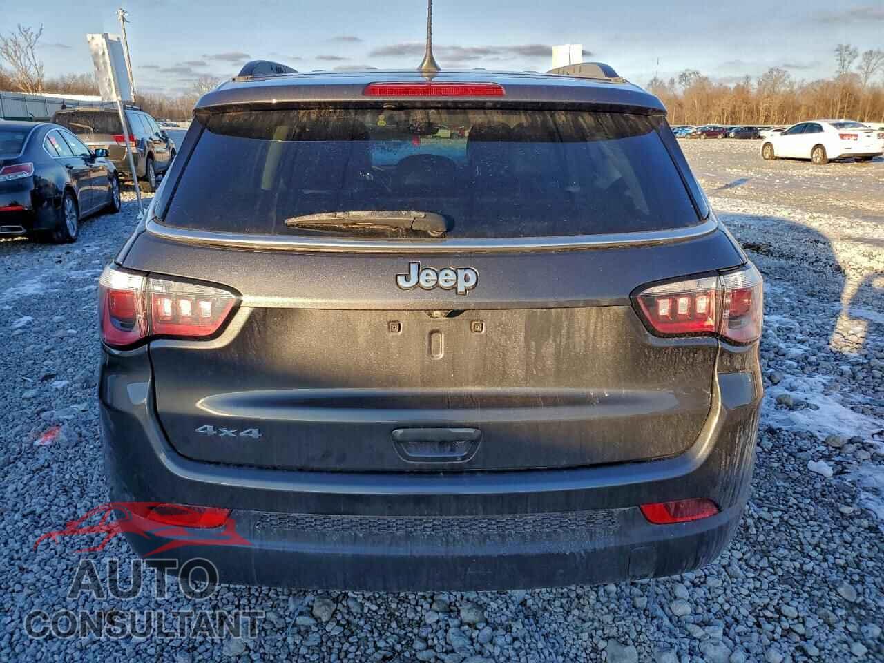 JEEP COMPASS 2017 - 3C4NJDBB0HT692977