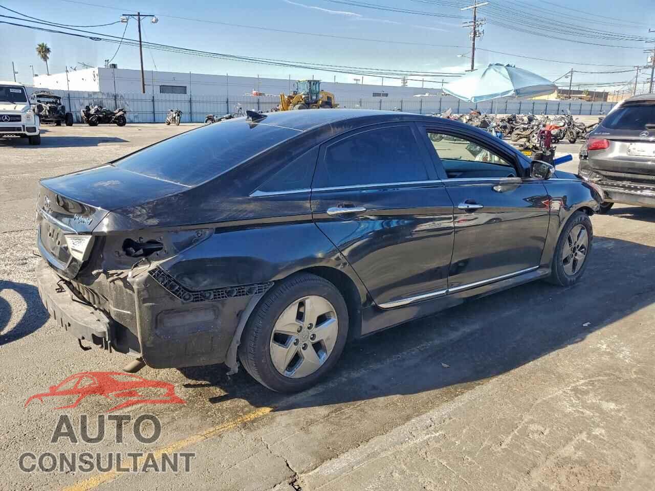 HYUNDAI SONATA 2012 - KMHEC4A42CA037664