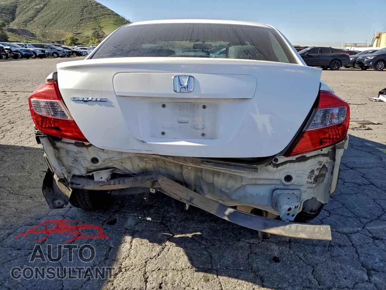 HONDA CIVIC 2012 - 2HGFB2F56CH582254