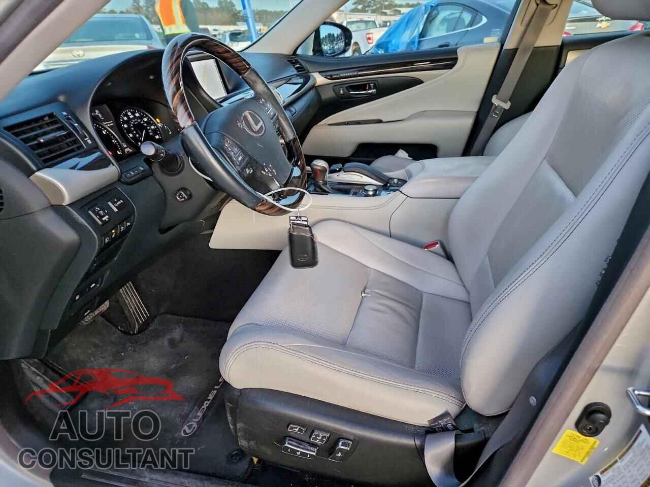 LEXUS LS460 2017 - JTHBL5EF6H5147088