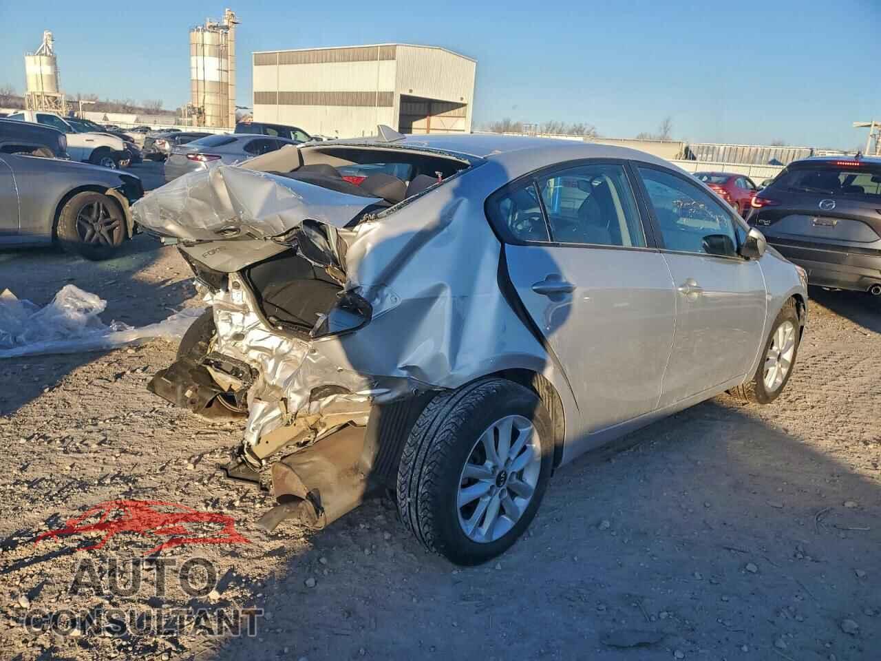 KIA FORTE 2017 - 3KPFL4A75HE079933