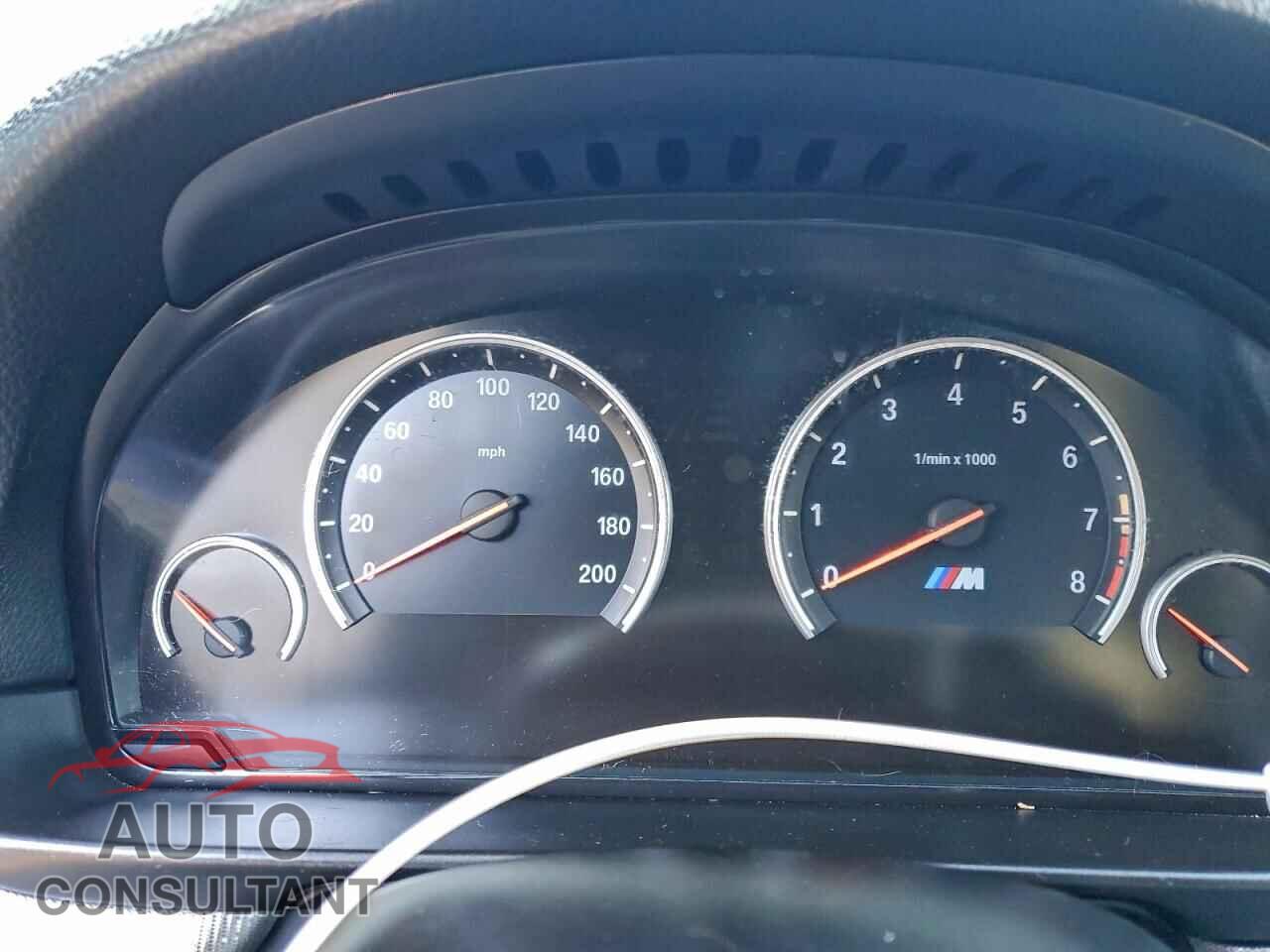 BMW M5 2014 - WBSFV9C56ED097429