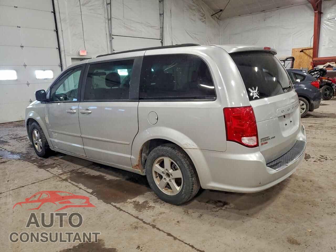 DODGE CARAVAN 2011 - 2D4RN3DG5BR639018