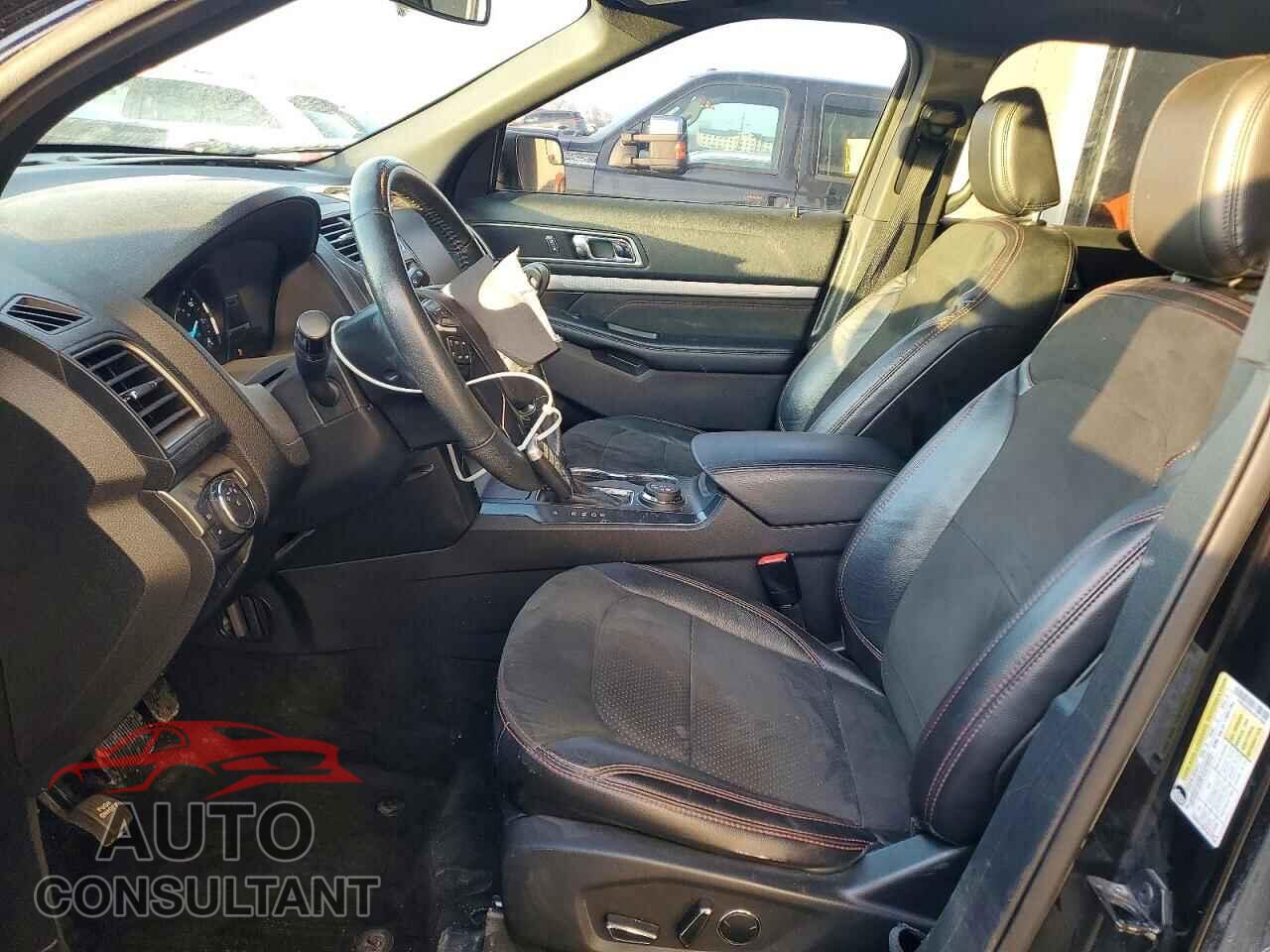 FORD EXPLORER 2018 - 1FM5K8D86JGA13984