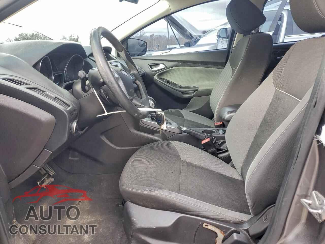 FORD FOCUS 2014 - 1FADP3F24EL157890