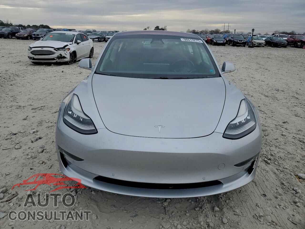 TESLA MODEL 3 2018 - 5YJ3E1EA9JF024404