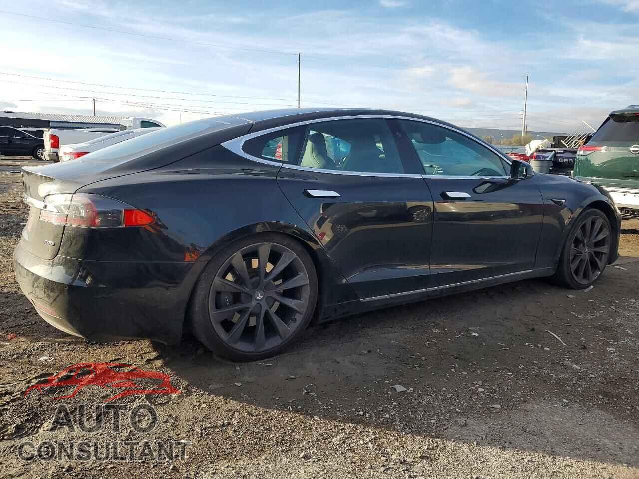 TESLA MODEL S 2018 - 5YJSA1E27JF258721