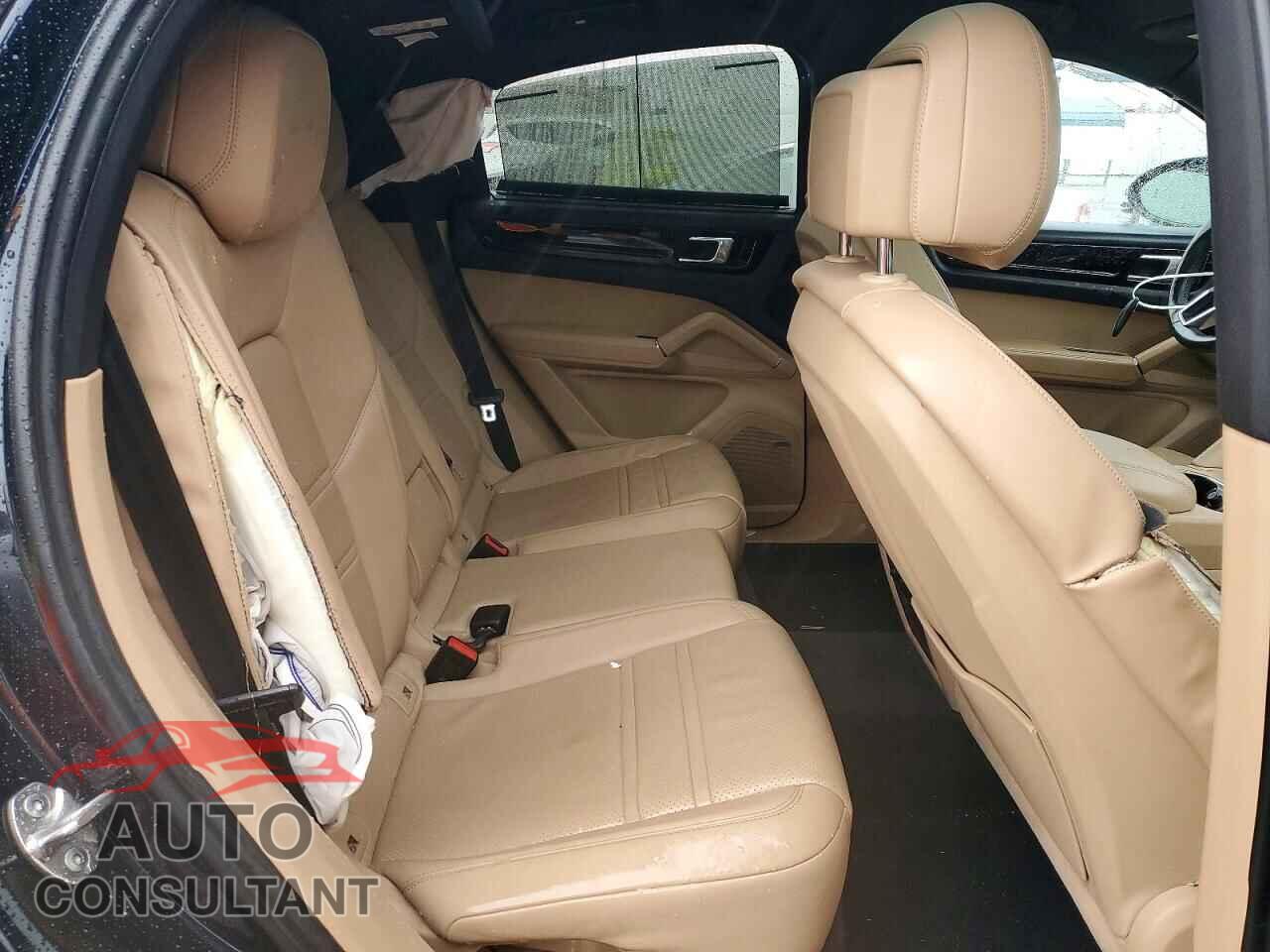 PORSCHE CAYENNE 2020 - WP1BA2AY9LDA47271
