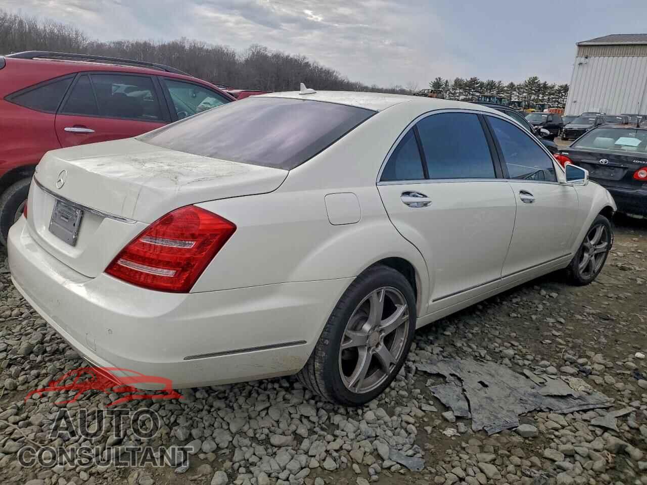 MERCEDES-BENZ S-CLASS 2011 - WDDNG7BB7BA408507