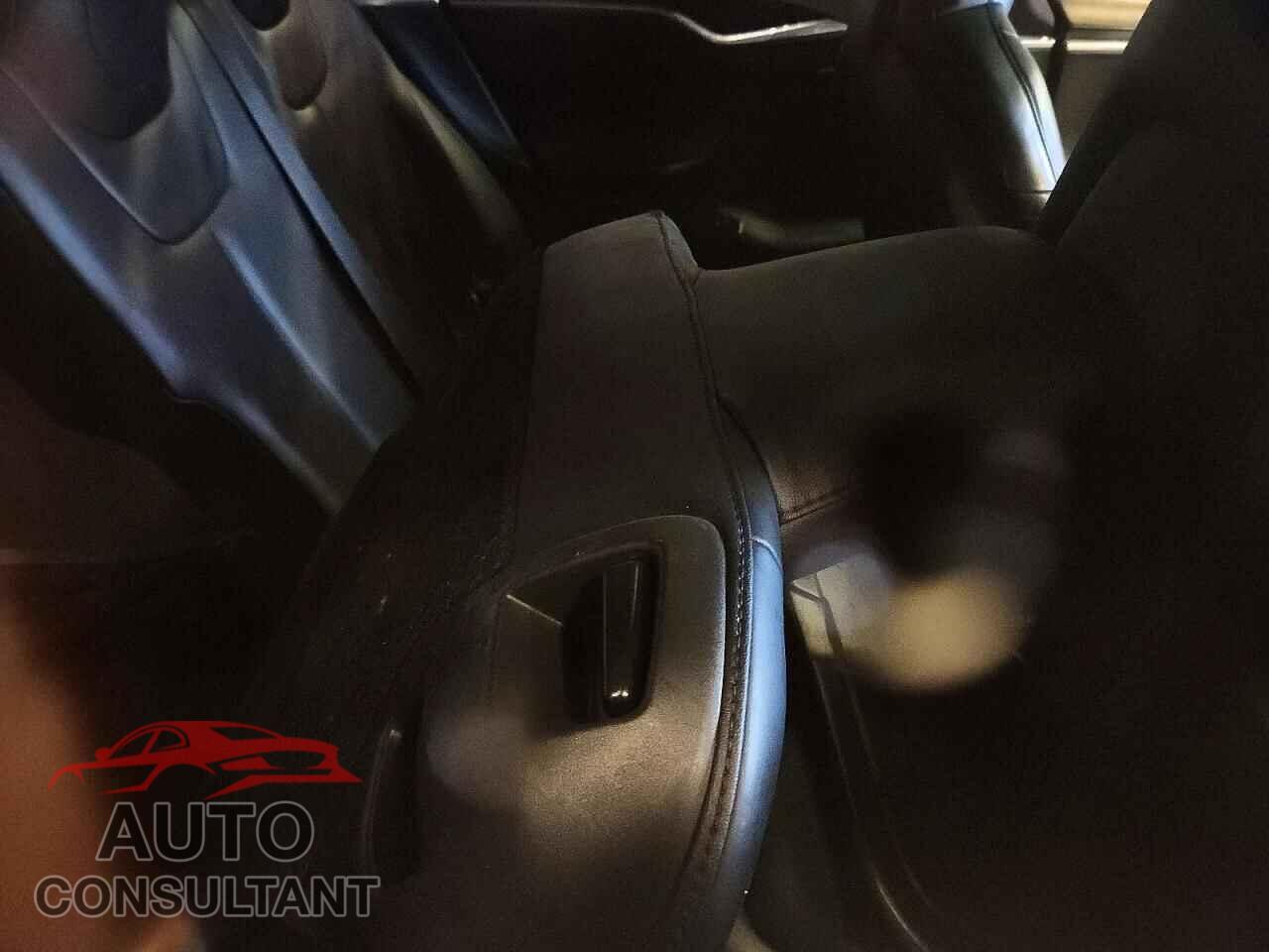 TESLA MODEL S 2016 - 5YJSA1E23GF122837