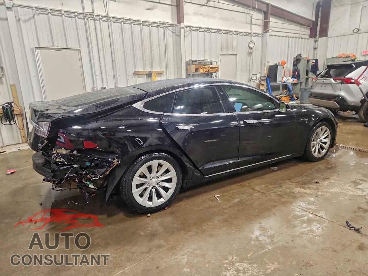 TESLA MODEL S 2019 - 5YJSA1E25KF299866