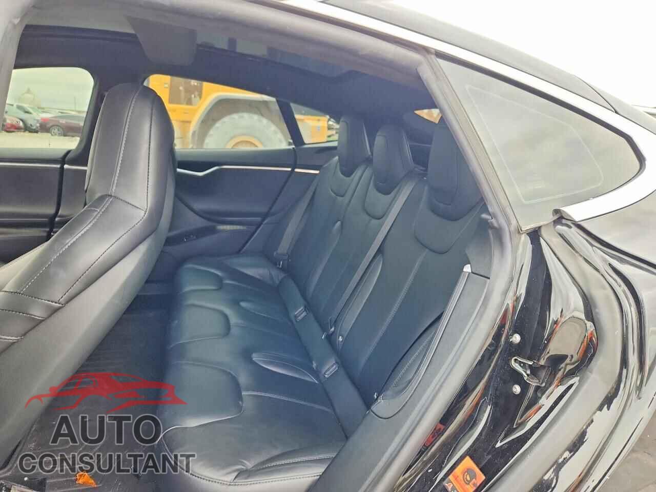 TESLA MODEL S 2016 - 5YJSA1E22GF159183