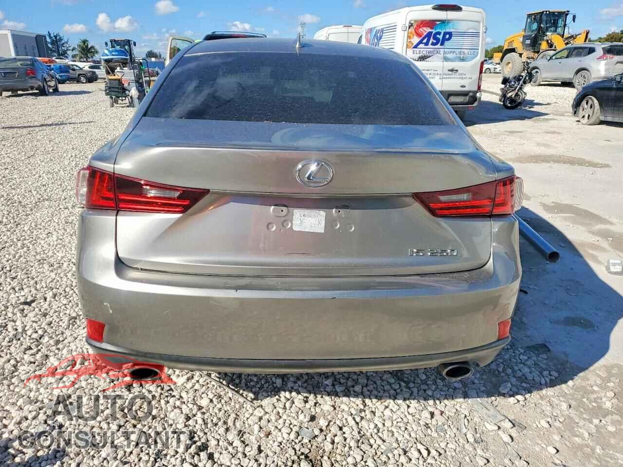 LEXUS IS 2014 - JTHBF1D25E5026109