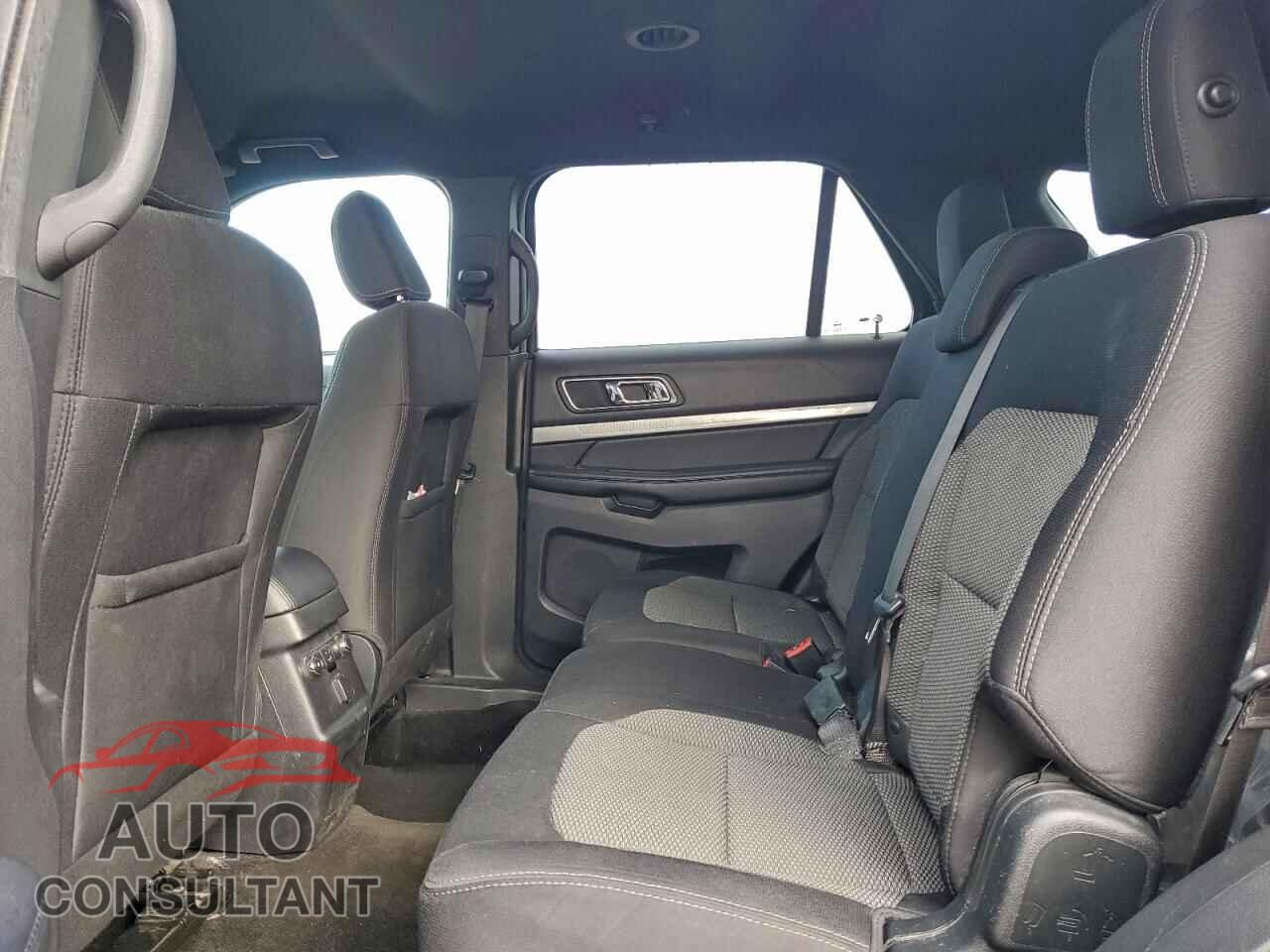 FORD EXPLORER 2018 - 1FM5K7D86JGA31489