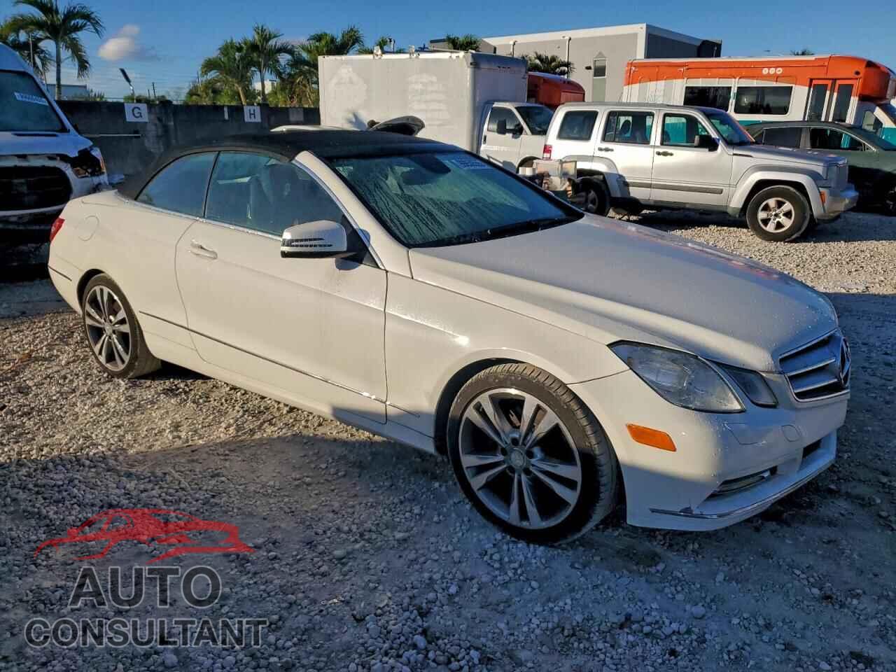 MERCEDES-BENZ E-CLASS 2011 - WDDKK5GF2BF095547