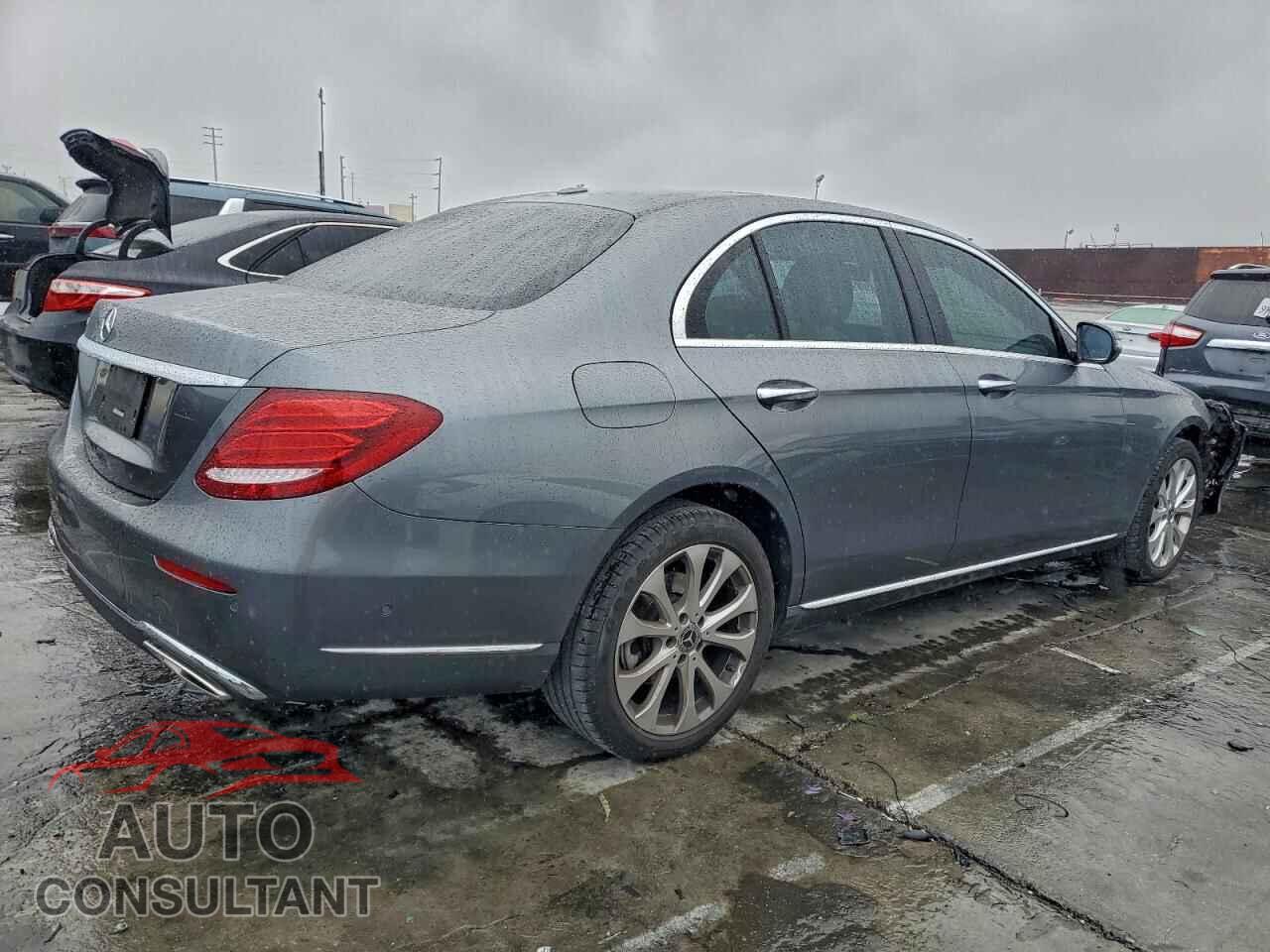 MERCEDES-BENZ E-CLASS 2018 - WDDZF4JB9JA375206