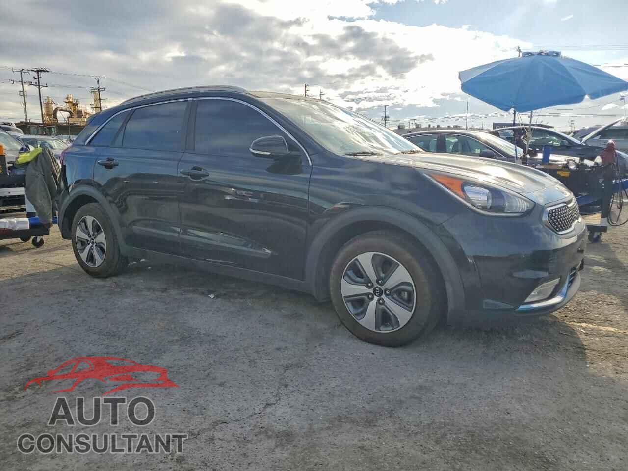 KIA NIRO 2018 - KNDCD3LD9J5205645