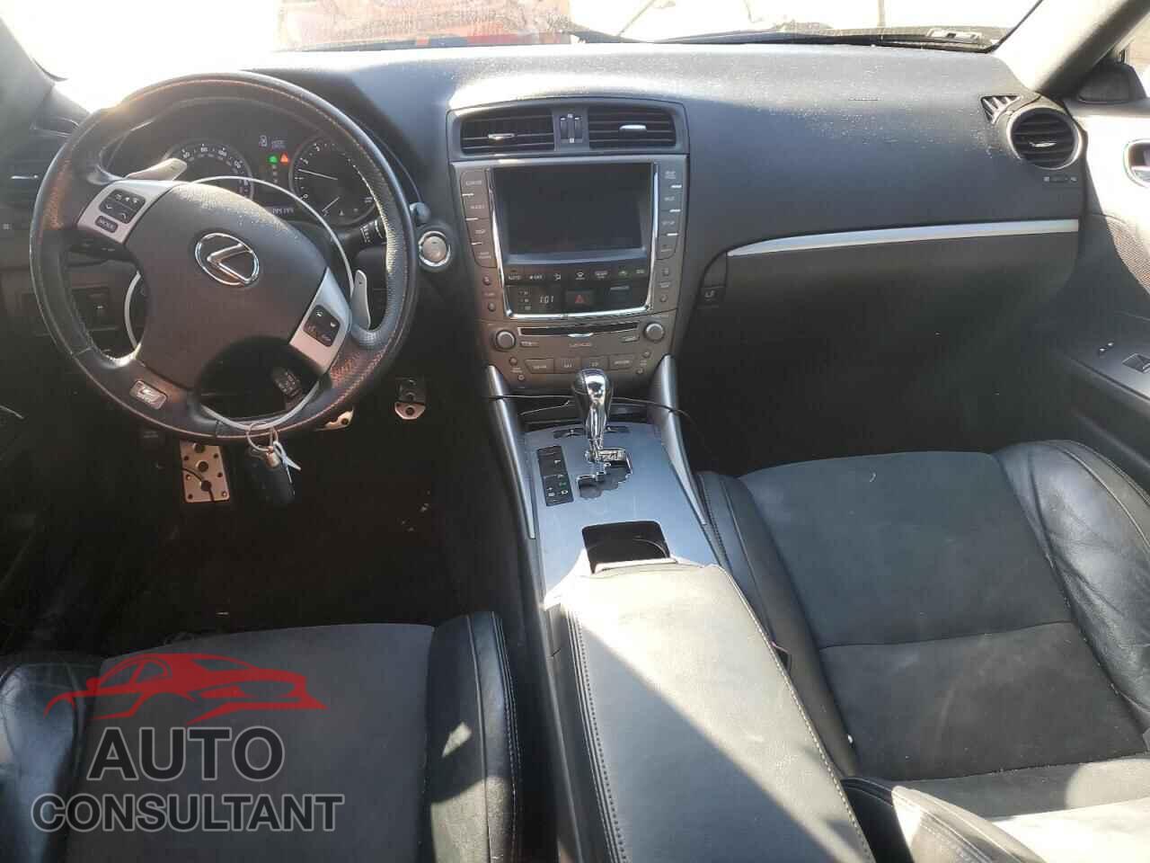 LEXUS IS 2012 - JTHBF5C27C5179497